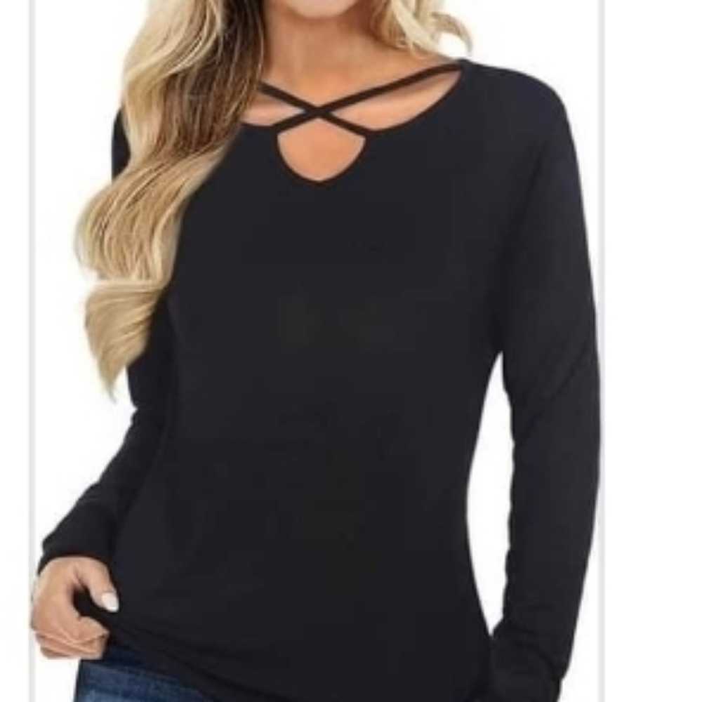 Black boutique criss cross neckline top M NWT